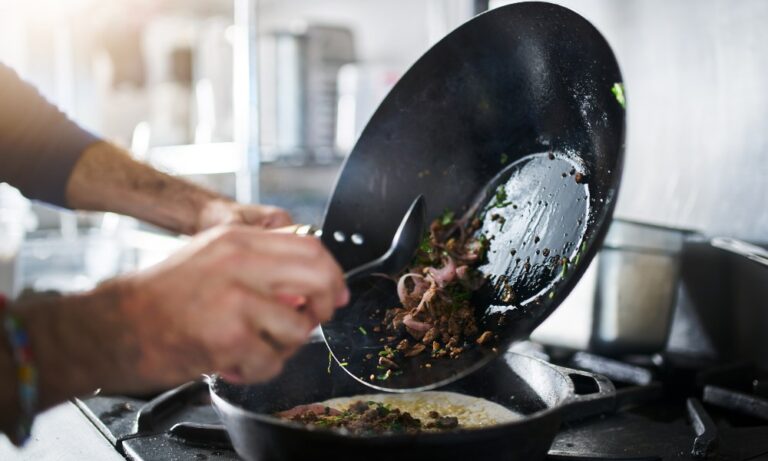 Best Saute Pans - An Ultimate Cookware Guide