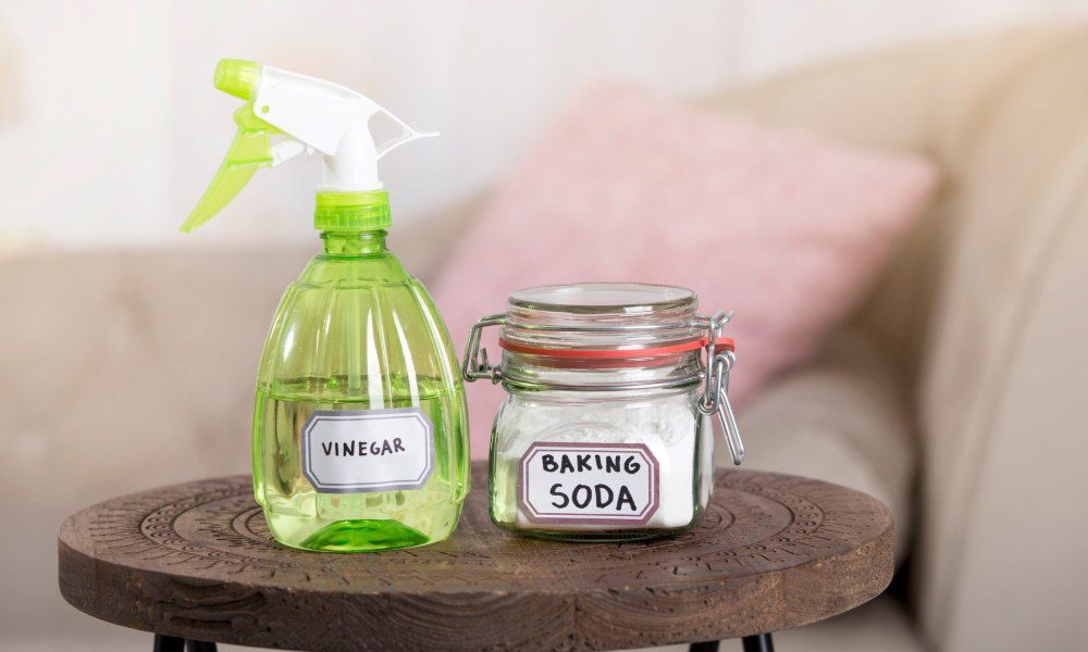 Vinegar And Baking Soda Method