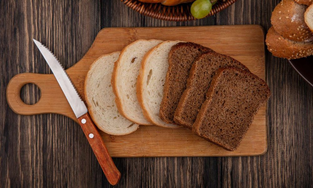 bread cutting board | 5 best options of 2024