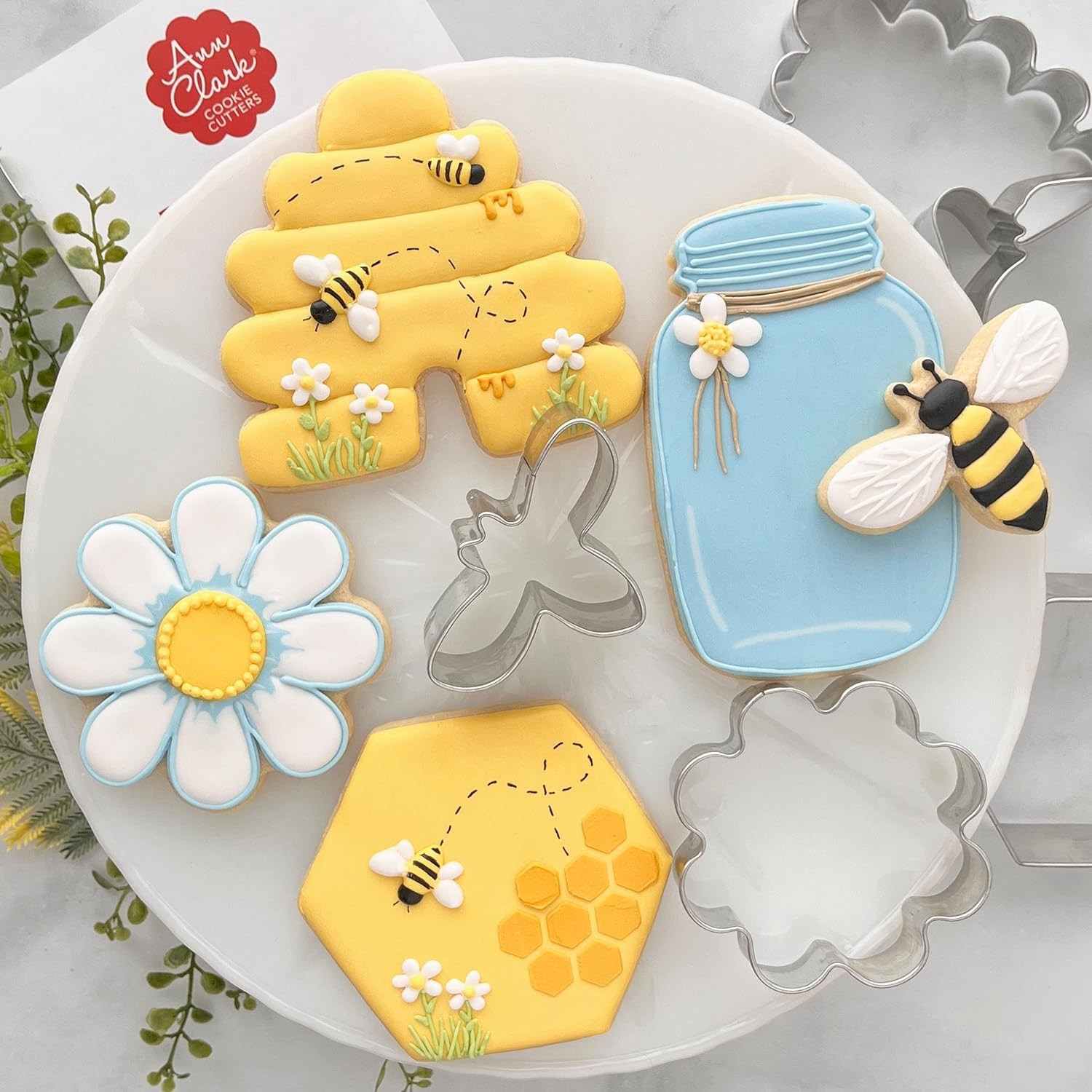Ann Clark Bee Cookie Cutters