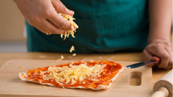 Boska Cheese Knife | Review + 4 Alternatives for 2024
