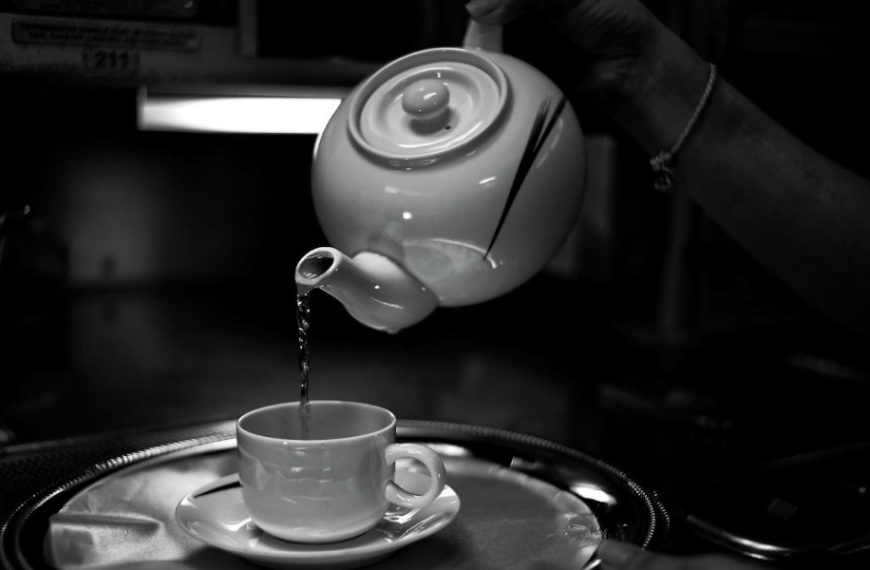Teapots | Learn How To Properly Brew Tea
