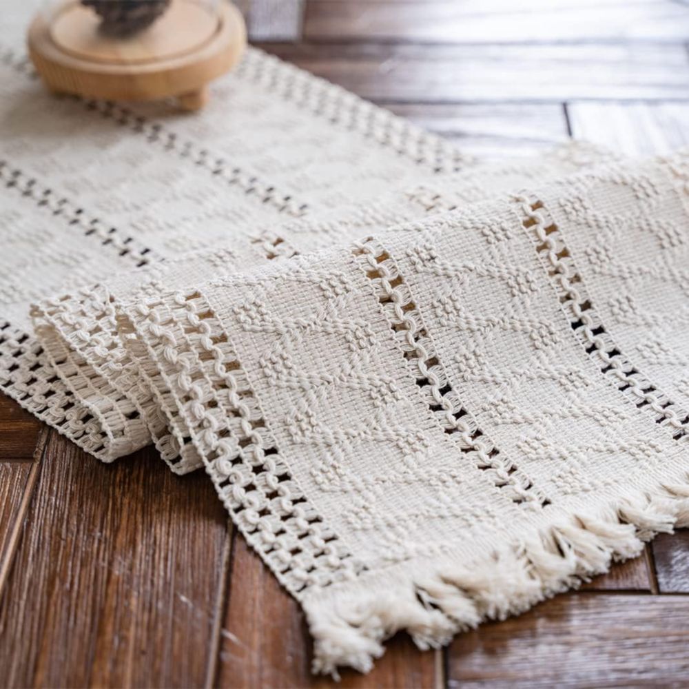 alynsehom macrame table runner - perfect gift idea