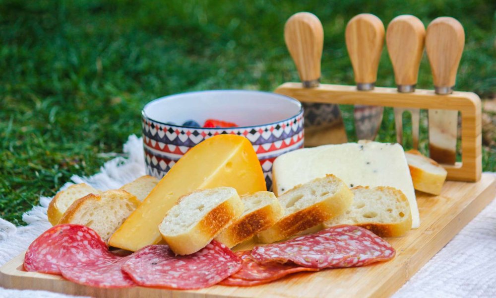 crafting perfect pairings for your charcuterie board