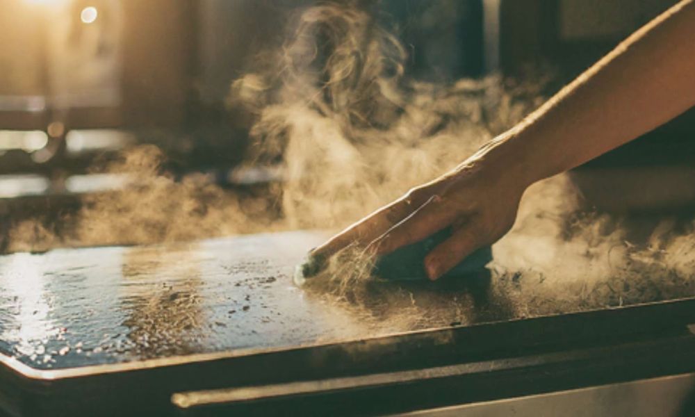 How To Clean an Electric Griddle | Easy Tips & Tricks