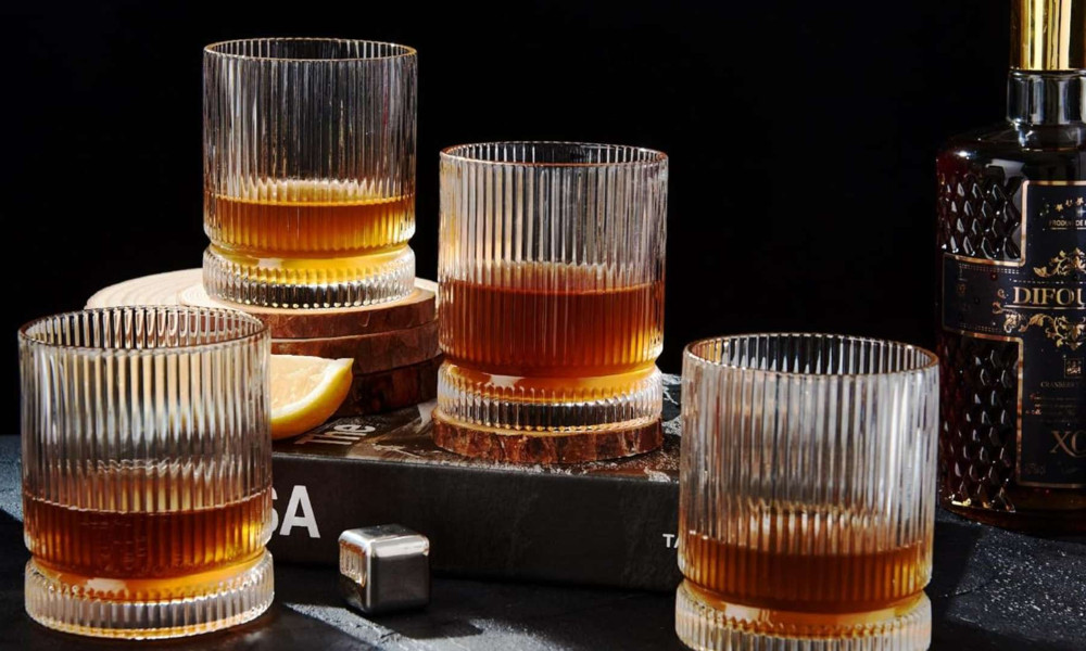 Bourbon Glasses | Elevate Your Tasting Experience 3 classic bourbon glasses